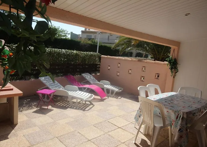Domaine De A 600m De La 3 Climatisees, 7 Couchages, Wifi, Terrasse, Parking, Animations Et Piscines En Supplement Lrpdsr8 *